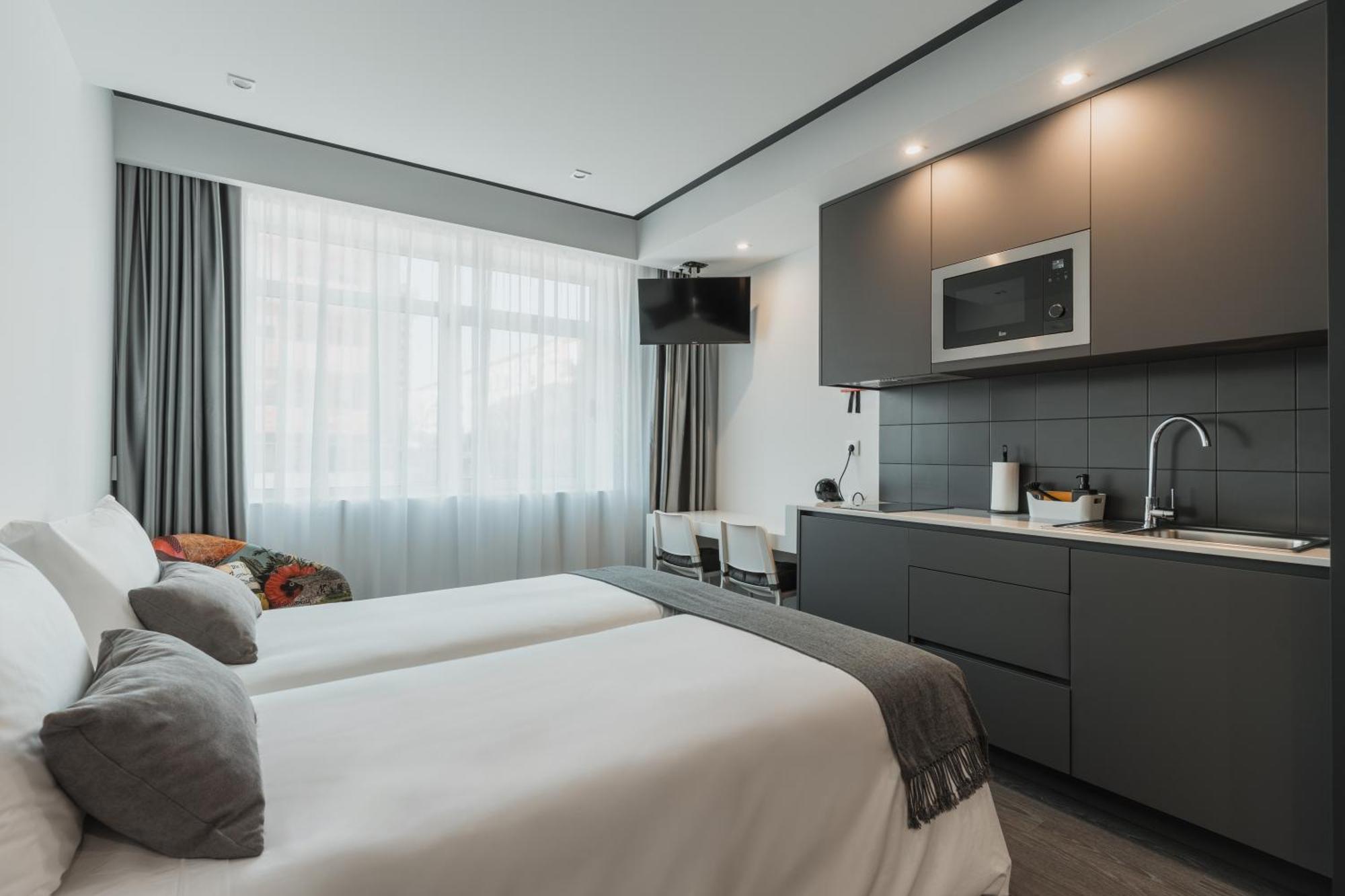 Avenida Concept Studios Aveiro Exteriör bild