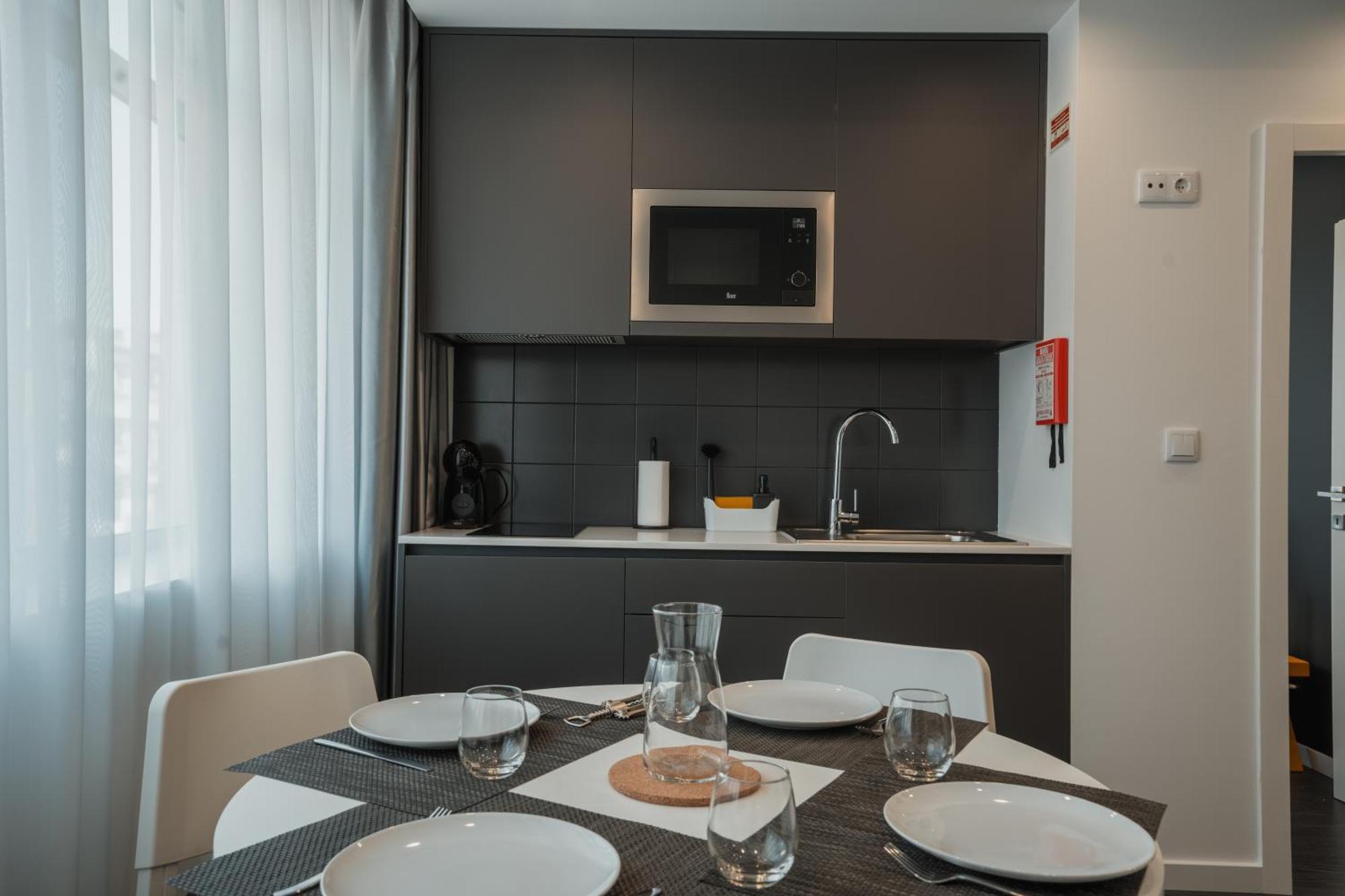 Avenida Concept Studios Aveiro Exteriör bild